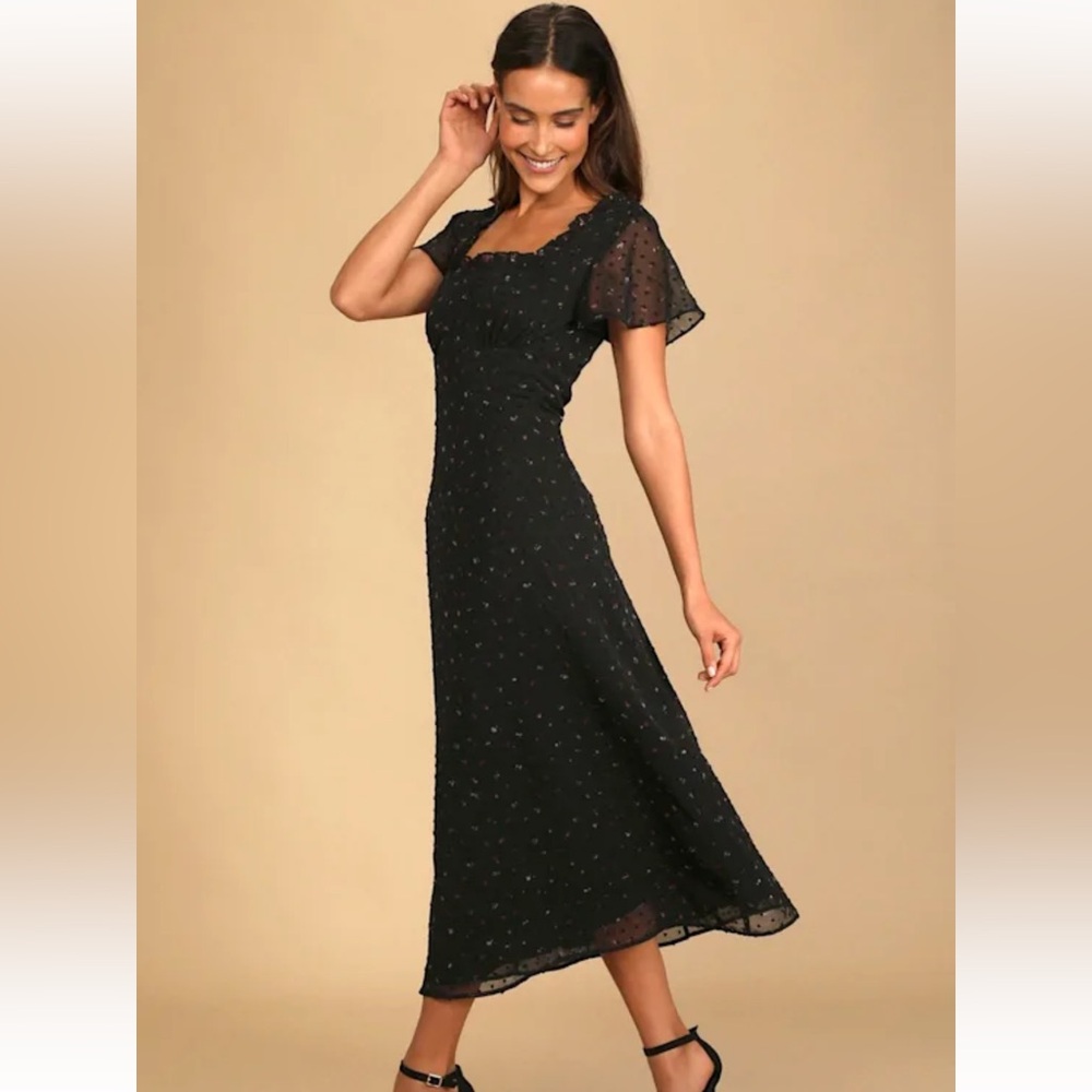 NWOT Lulus So Kiss Me Black Floral Print Swiss Dot Maxi Dress (Small)